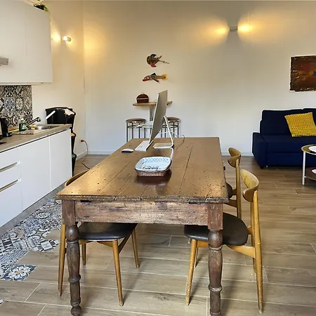 Antoni House *